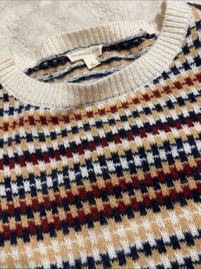 The General Good Cream Houndstooth Crewneck Sweater